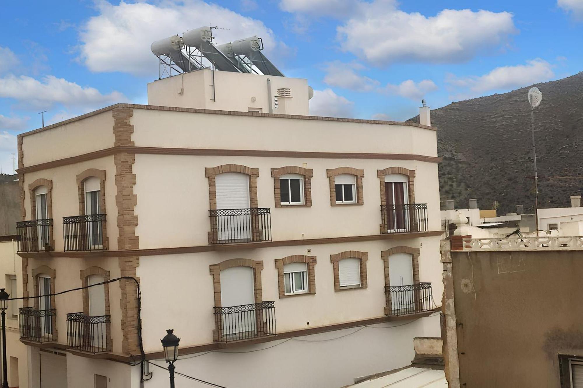 Spacious Apartment With Mountain View In Tabernas, 99 Sqm Екстериор снимка